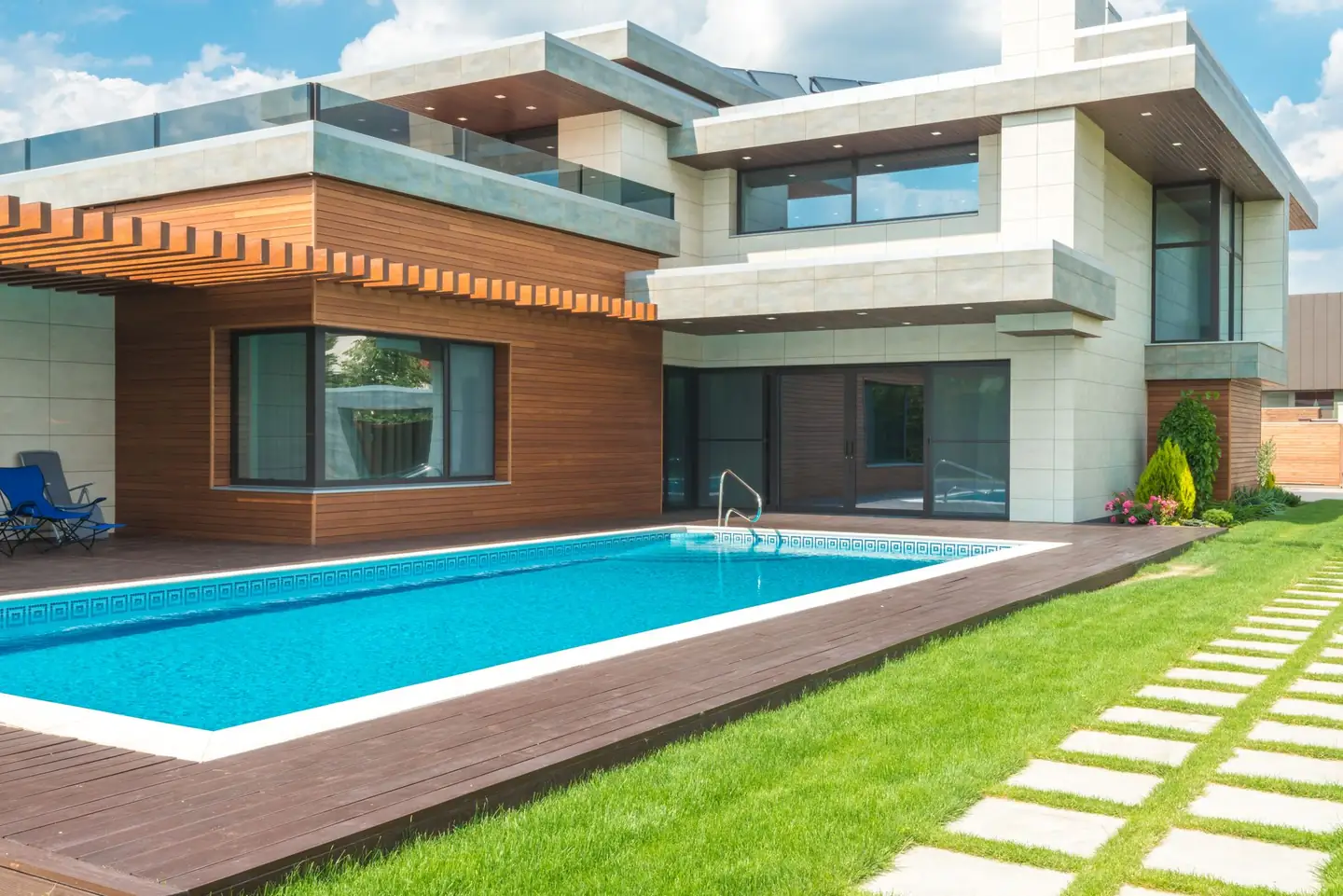 Swimming pool built in Oak Flats, NSW